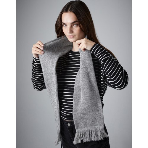 Classic Knitted Scarf ( B470 ) Beechfield